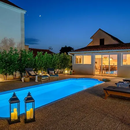Villa Bellezza Milna  Exterior photo